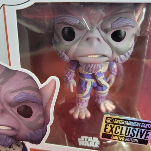 Zeb Orrelios entertainment earth exclusive funko # 716 (nib) With pop protector - Picture 3 of 7